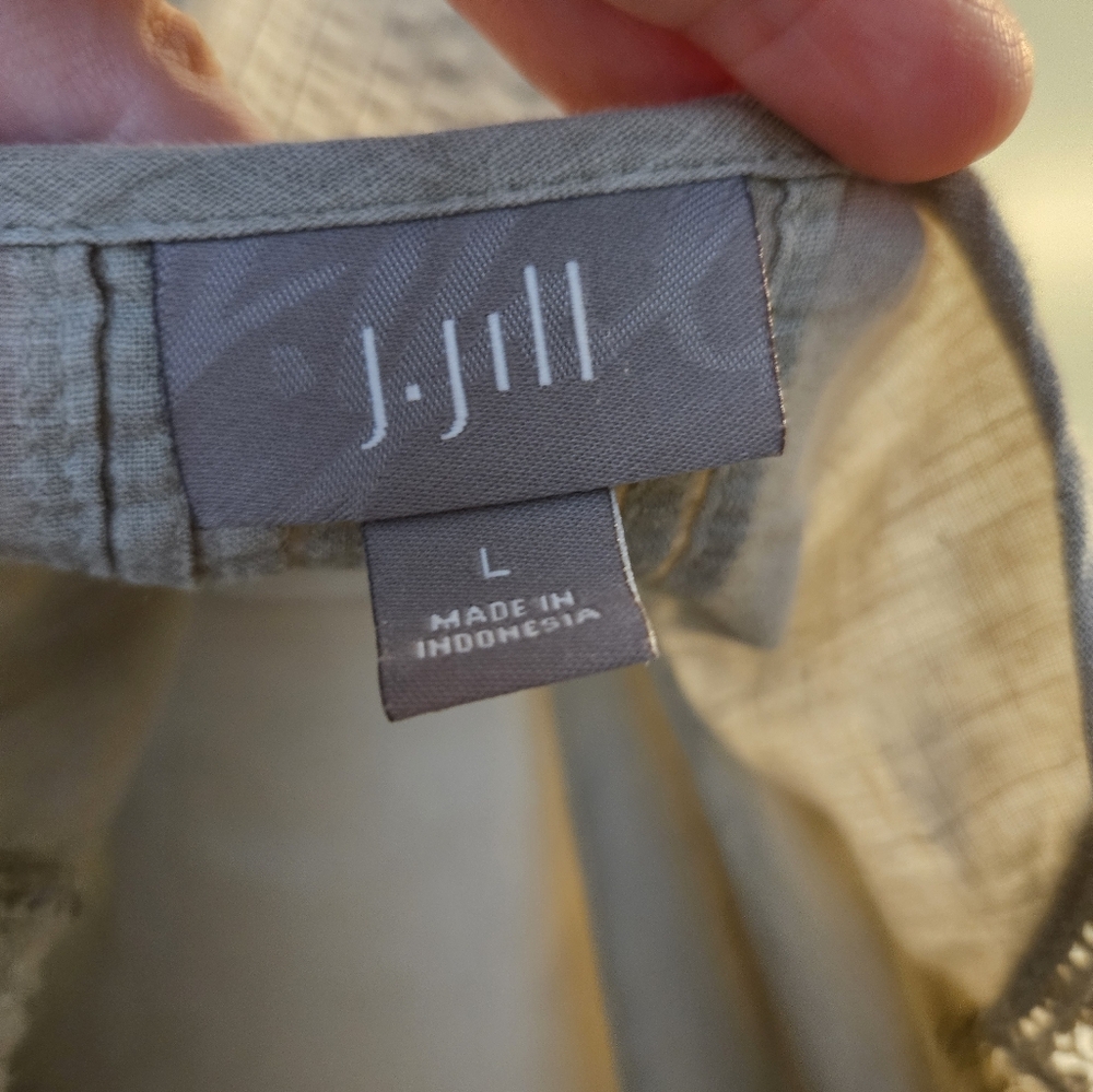 J. Jill Taupe Shirt with Lace Trim Women's Size Large L - Picture 12 of 13